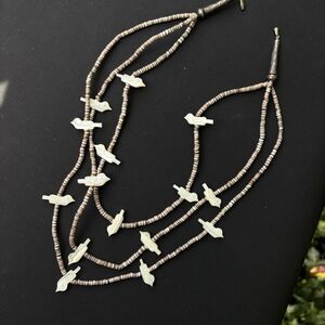 Vintage 3 Strand MOP Bird Fetish Heishi Beads Silver Cones & Beads Necklace 18”